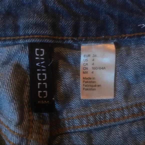 LOVELY shorts!🍒 - Picture 2 of 2